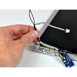 Замена инверторных / антенных кабелей PowerBook G4 для алюминия 15 